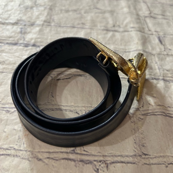 VINTAGE (1973) GOLD TONE TEXTURED DOVES BUCKLE REMOVABLE ON INK NAVY STRAP - Picture 4 of 11